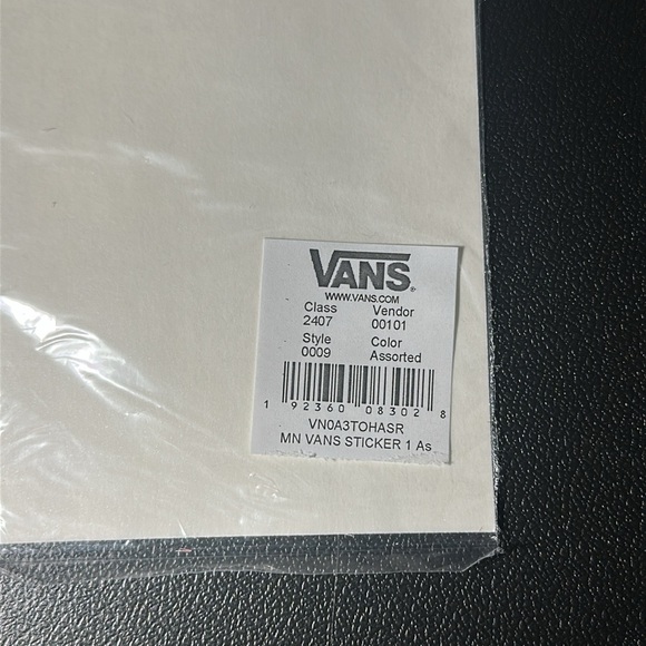 Vans logo sticker - Picture 3 of 3